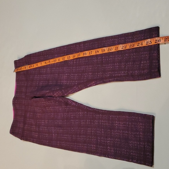 FINAL PRICE #901 Lululemon leggings approximate size 4 b343 - Picture 3 of 5